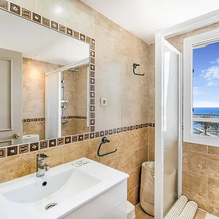 Apartman Harbour Sea Front *