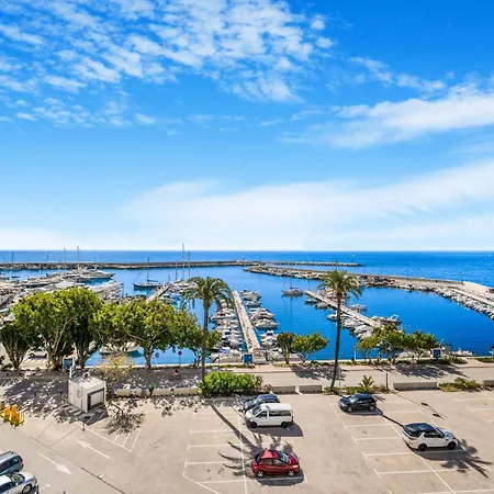 Harbour Sea Front Апартаменты